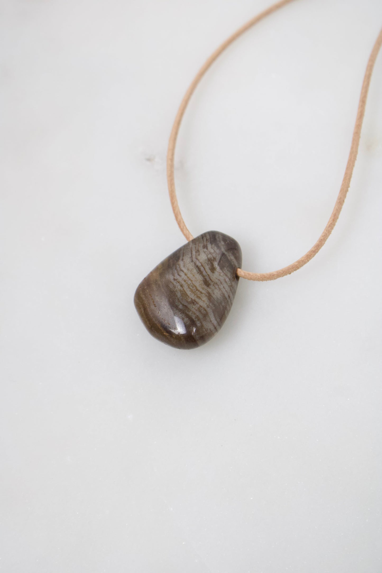 Versteinertes Holz II