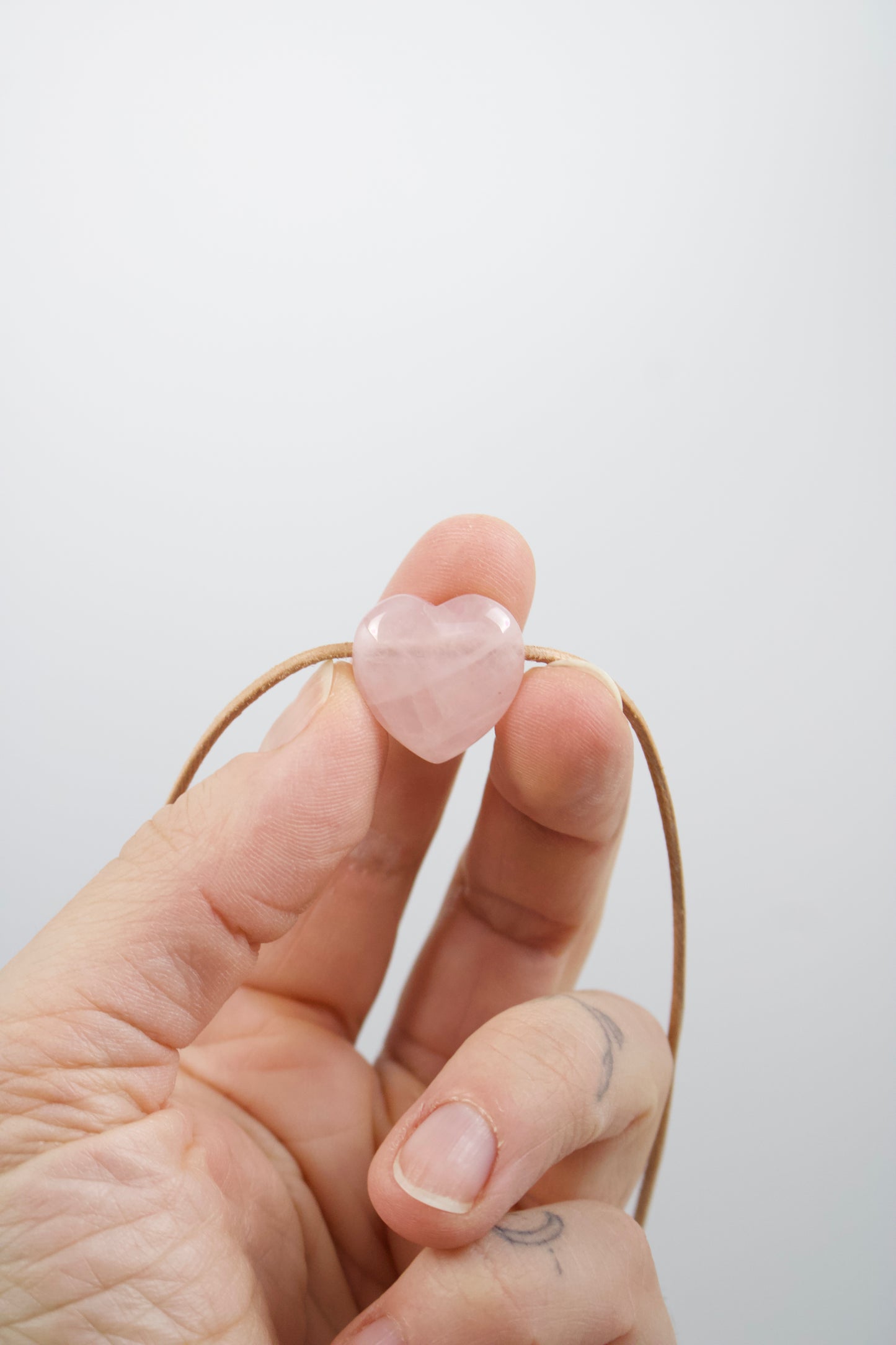 Rosenquarz Mini Herz Choker