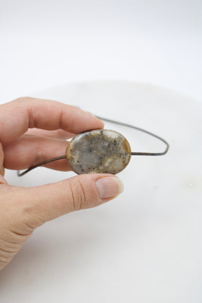 Versteinerte Koralle Amulett V