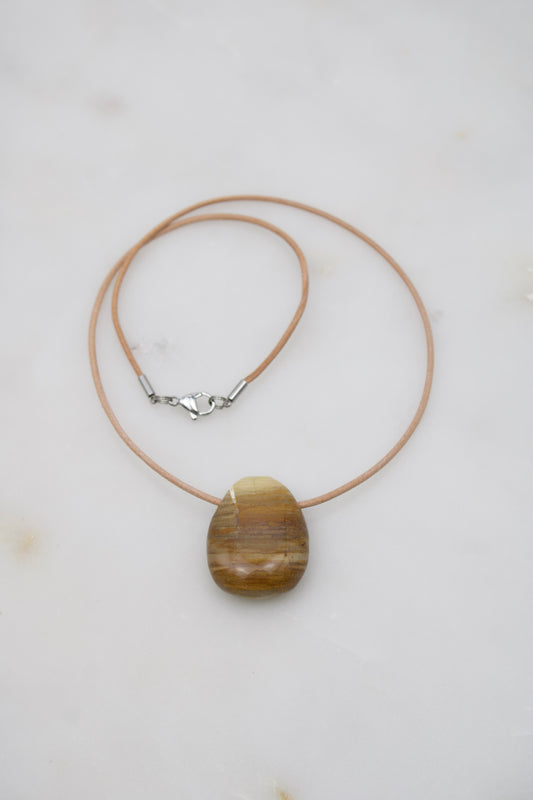 Versteinertes Holz I