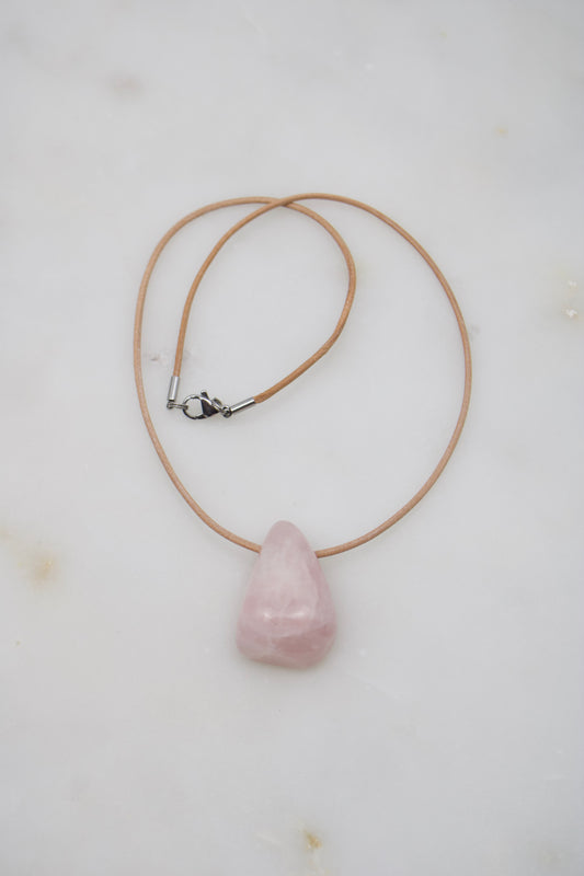 Rosenquarz Amulett