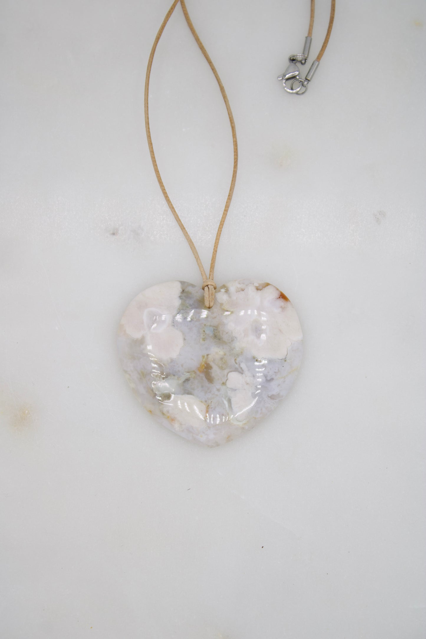 Kirschblüten Chalcedon Herz
