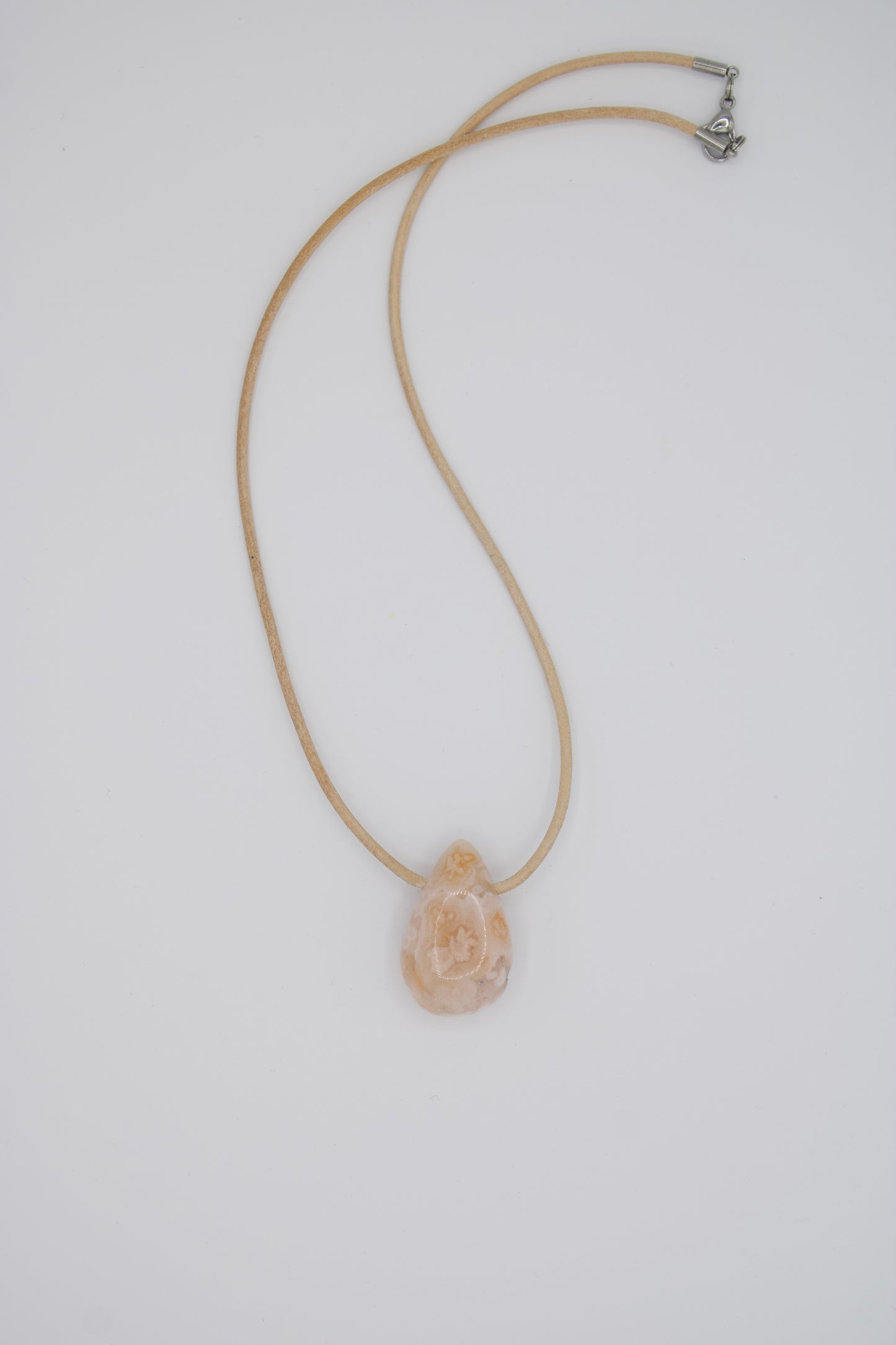 Kirschblüten Chalcedon