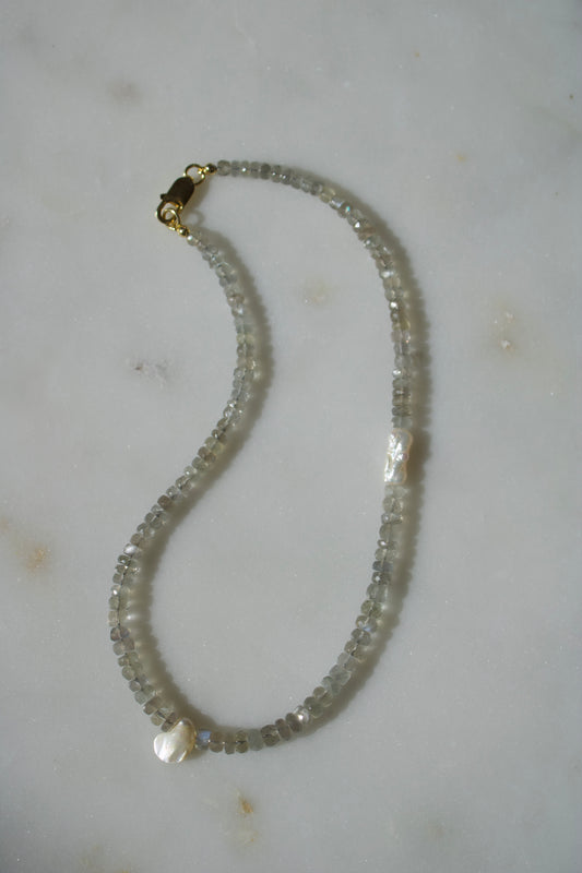 Perlenkette "Halo"