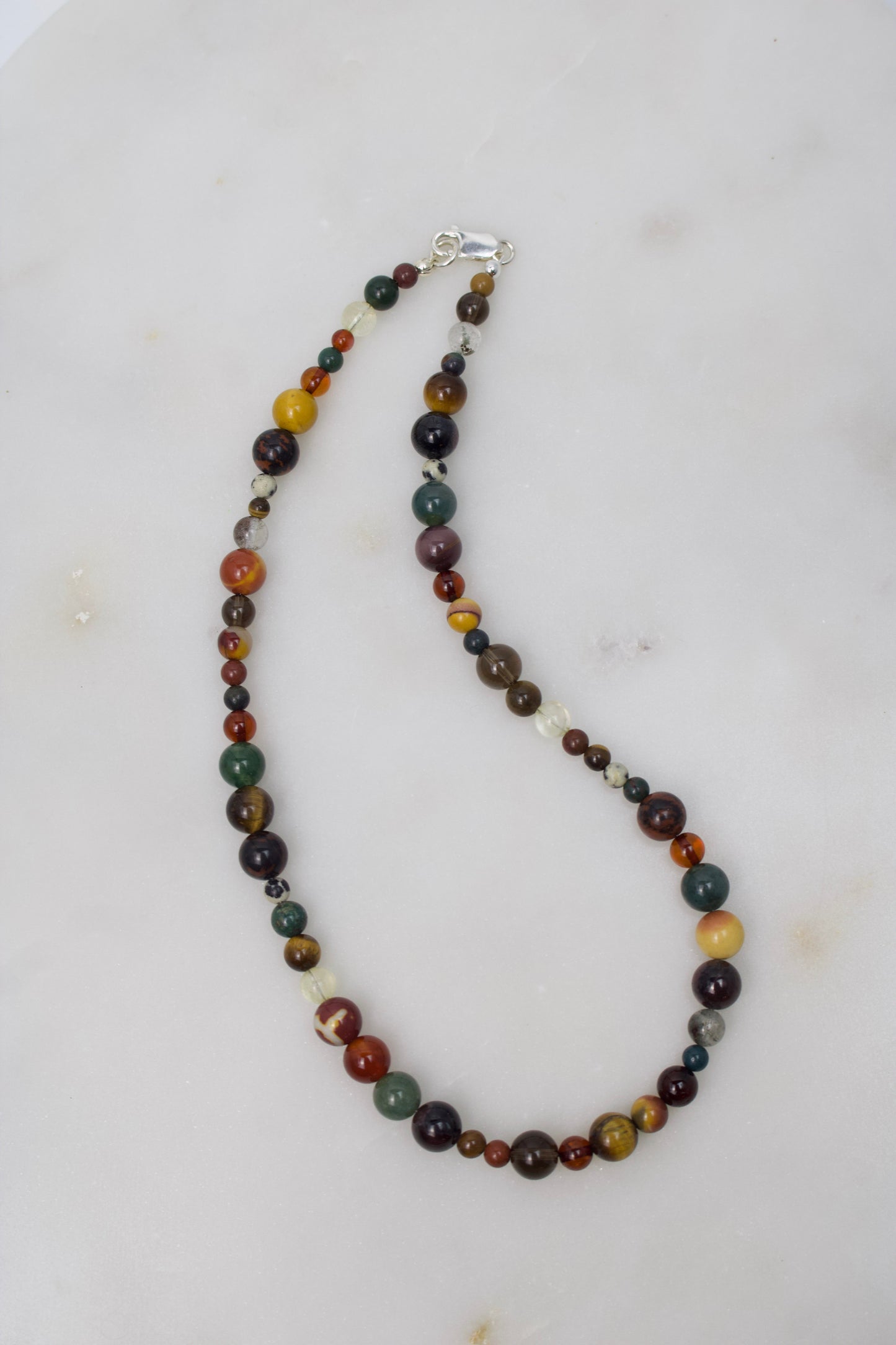 Perlenkette "Grounded"