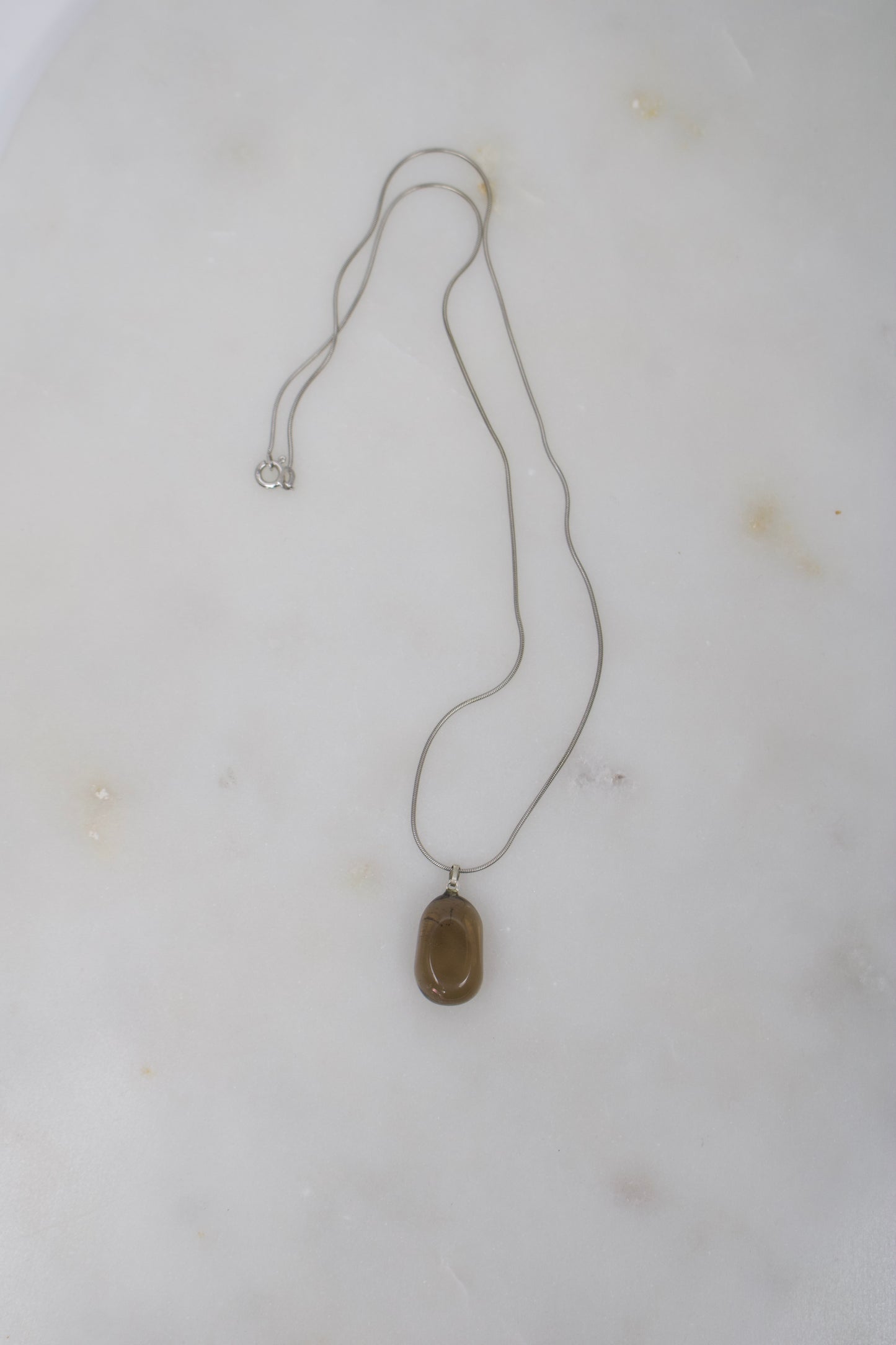 Rauchquarz Anhänger mit Schlangenkette